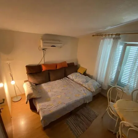 In + Free Parking * Vodice